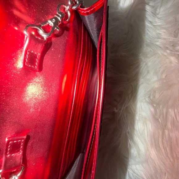 Marc Jacobs Red Heart Embossed Clutch - Picture 8 of 8